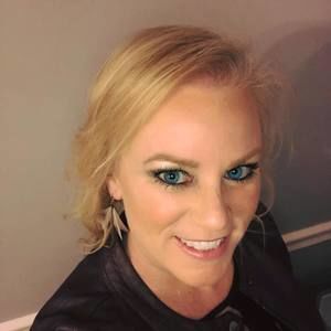 Meet your Posher, Stacy